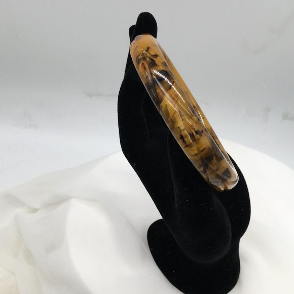 Bakelite Bangle Carved Butterscotch and Rootbeer - Picture 3 of 8